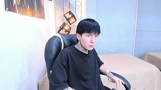 Cry_thereal's Live XXX Chat