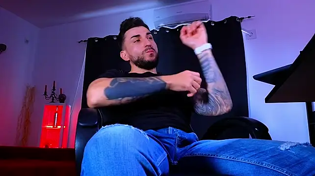 Chat XXX en directo de MightyAaron66