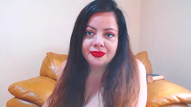 צ'אט XXX בשידור חי של SexyNicolle4u