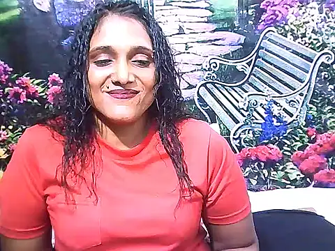 แชท XXX สดของ IndianSexyLady20