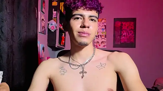MikeyKuro Live XXX-chat