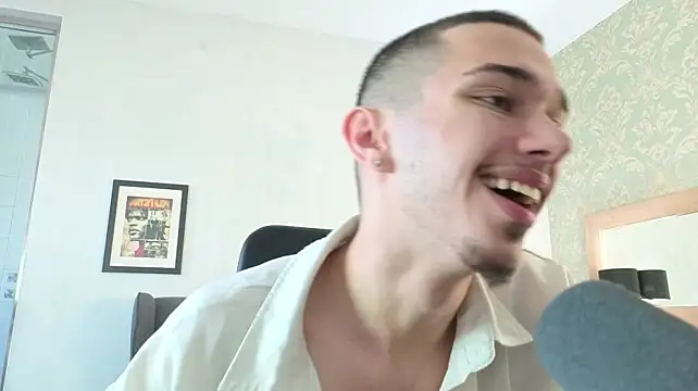 Živý XXX chat KaydenDrew