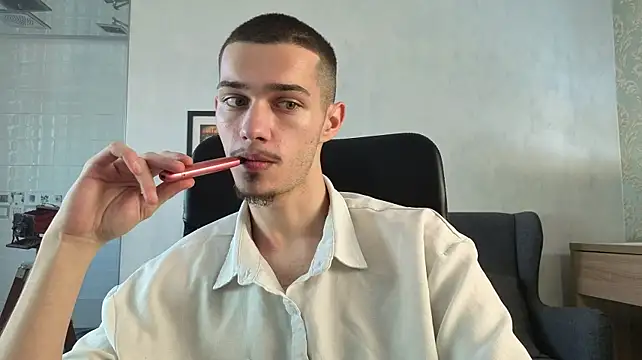 XXX chat uživo modela KaydenDrew