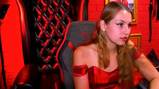 Chat +18 de EvelinaSolt ao vivo