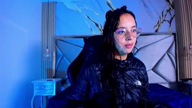 NellyGunnVS Live XXX-chat