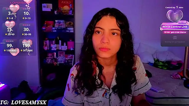 Lovelyamyy's Live XXX Chat