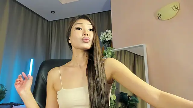 XXX chat uživo modela TokyoKoii