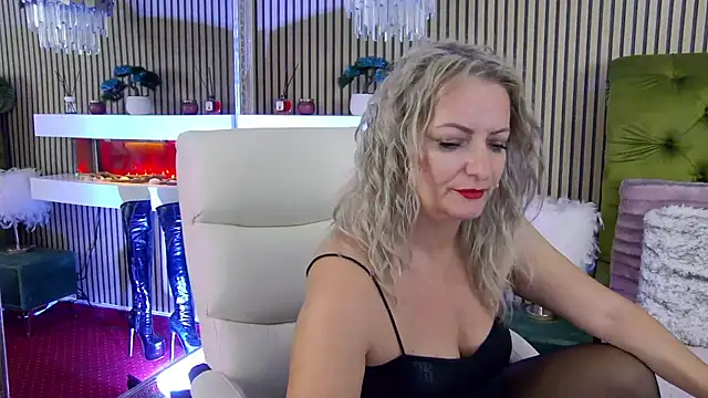 Онлайн чат XXX LadyTouch