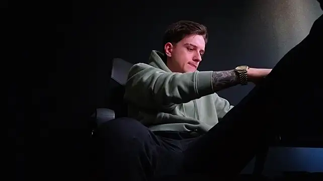 FelixStarkk 现场XXX聊天