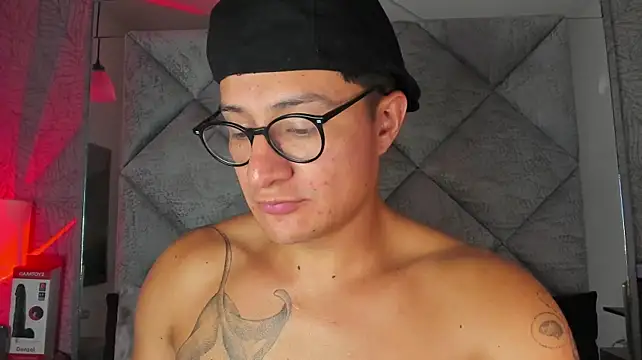 Hassbyd XXX чат на живо