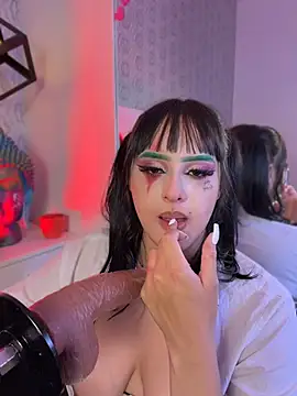 צ'אט XXX בשידור חי של Lily_StClair