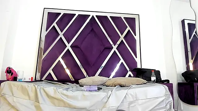kiaraht's Live XXX Chat