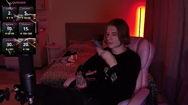 midwestemoqueen XXX чат на живо