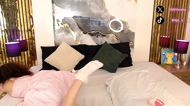 MiticaBrennet_ Live XXX-chat
