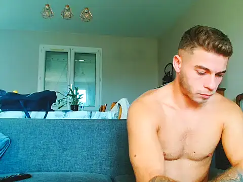 Elkafit28 Adlı Modelin Canlı XXX Sohbeti