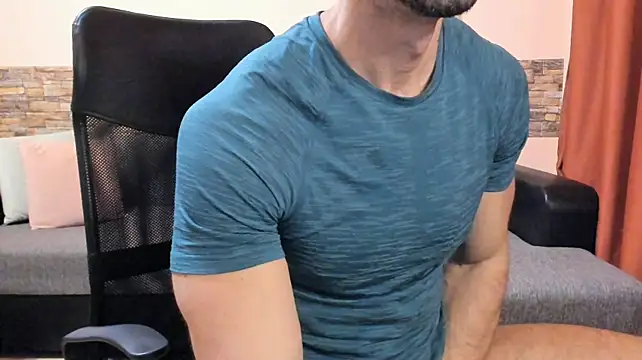 HotHunkTrainer Webcam show