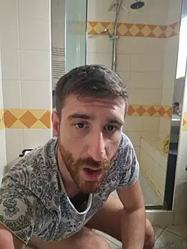 simo1097 Adlı Modelin Canlı XXX Sohbeti