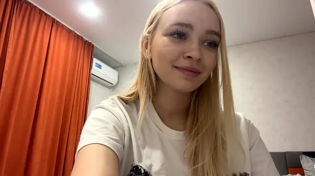 LovelyLisy Chat XXX live