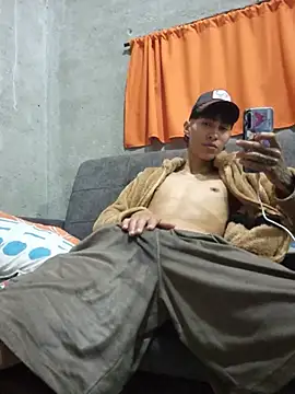 daniel_X18X – Live XXX-chat