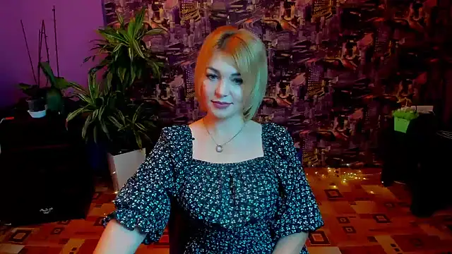 Chatroom XXX en direct de CuttieEmma