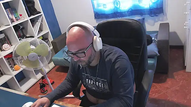 Chatroom XXX en direct de ravingr4d4