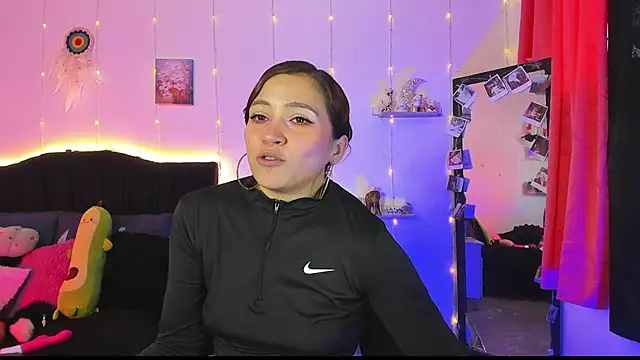 alisson_zafiro_ 라이브 XXX 채팅