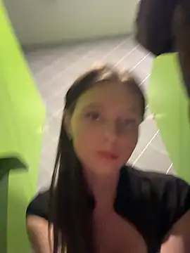 Ttixmila 现场XXX聊天