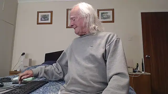 WaverlyKernow webcam show
