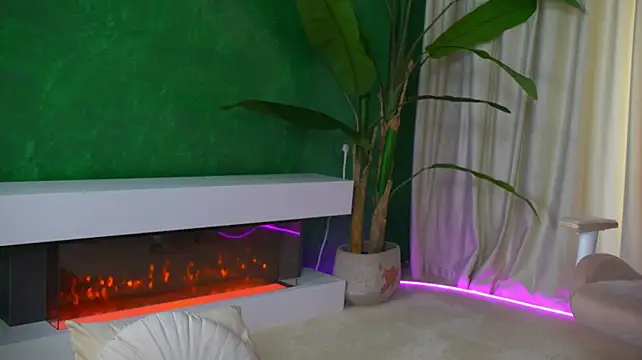 FoxieJullia Live XXX-chat
