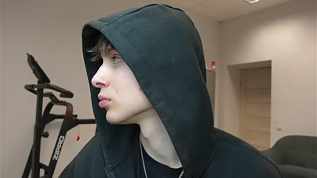 XXX chat uživo modela Damien_Dallas