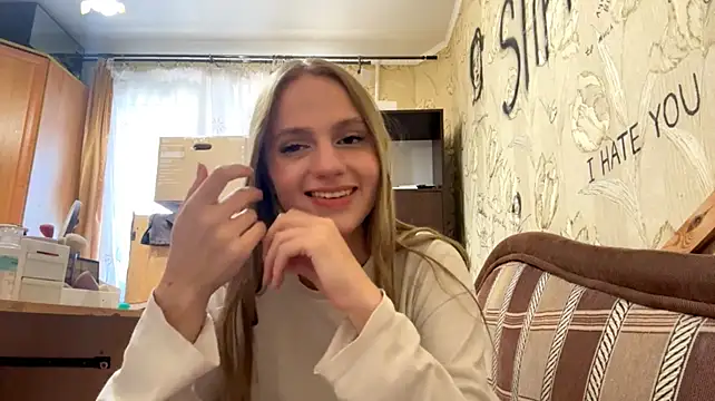 DollieMuhn Live XXX-chat