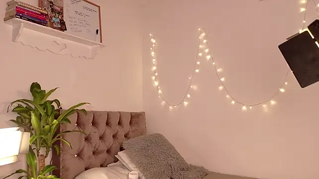 XXX chat uživo modela Bruno___69