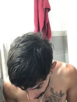 Charlyhot_69: απευθείας συνομιλία ΧΧΧ