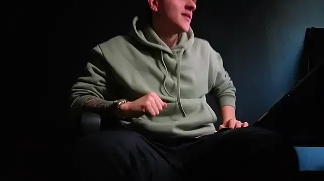FelixStarkk élő XXX-chatje