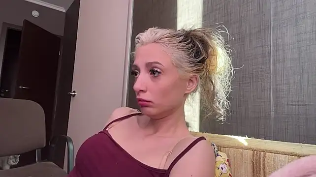 PriscillaOstlie – Live XXX-chat