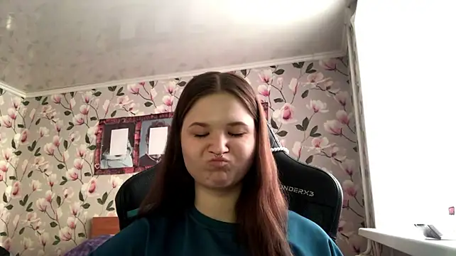 Chat +18 de ElodiaHitzeman ao vivo