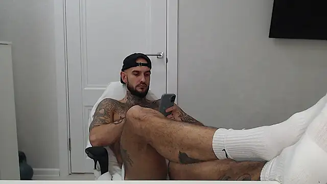 Czat XXX na żywo – maxi_foxxx