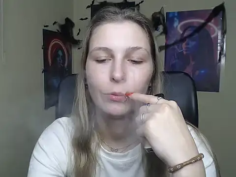 StrangerGi Chat XXX in diretta
