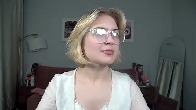 RuraBlare's Live XXX Chat