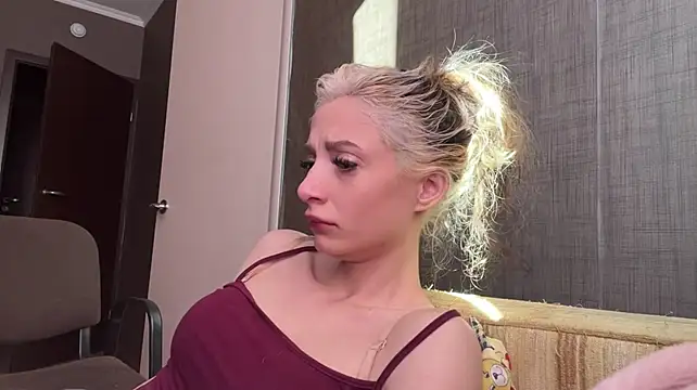 Chat +18 de PriscillaOstlie ao vivo
