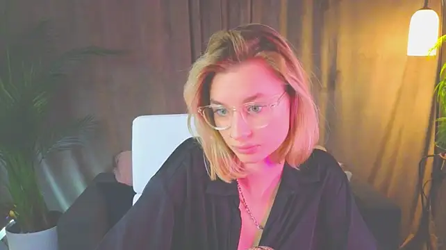 NoraMoreau Live XXX-Chat