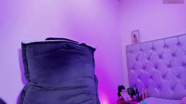 Sharonxt Live XXX-chat