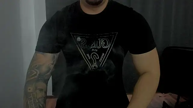 Chatroom XXX en direct de TonyWinston