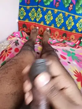 LookingForFemalePartner Show in webcam