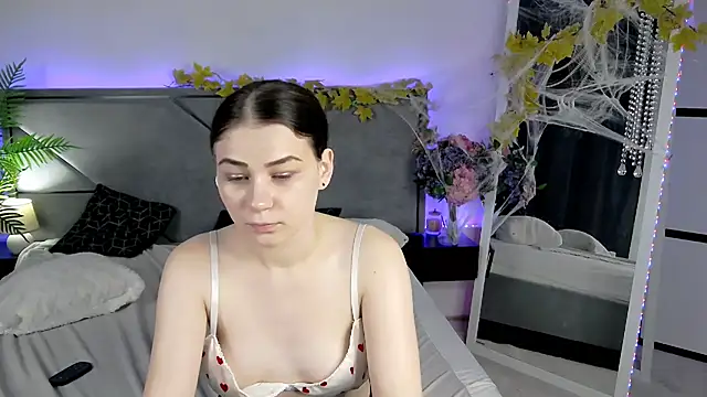 MilanaCrofft Live XXX-chat