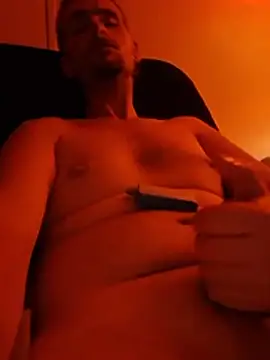 BeholdenTrouble98 Live XXX-Chat