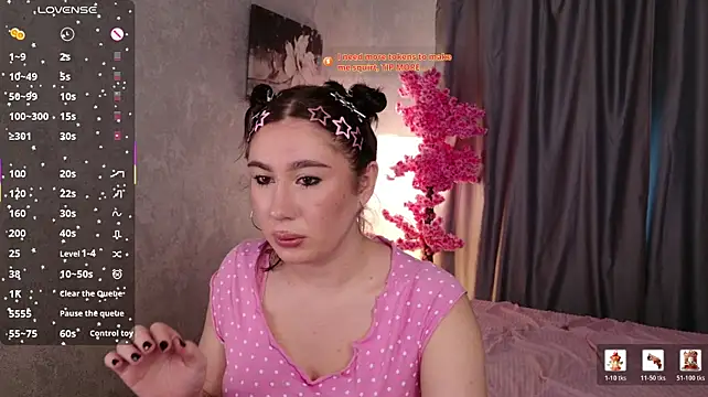XXX chat uživo modela SpicyRuby