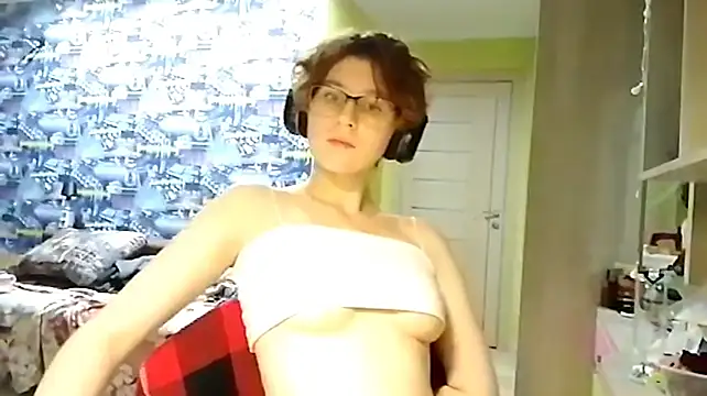Chat +18 de ThersaNoe ao vivo