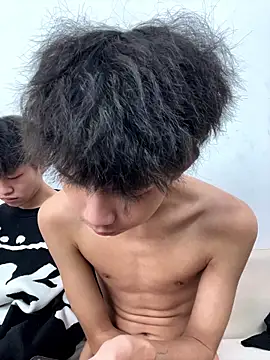 -OvO- XXX чат на живо