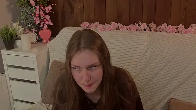 TeressaKapanke Live XXX-chat